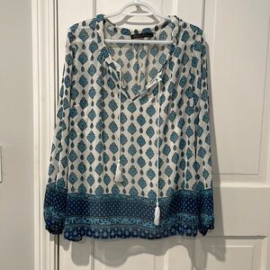 L Rose and Olive lightweight top